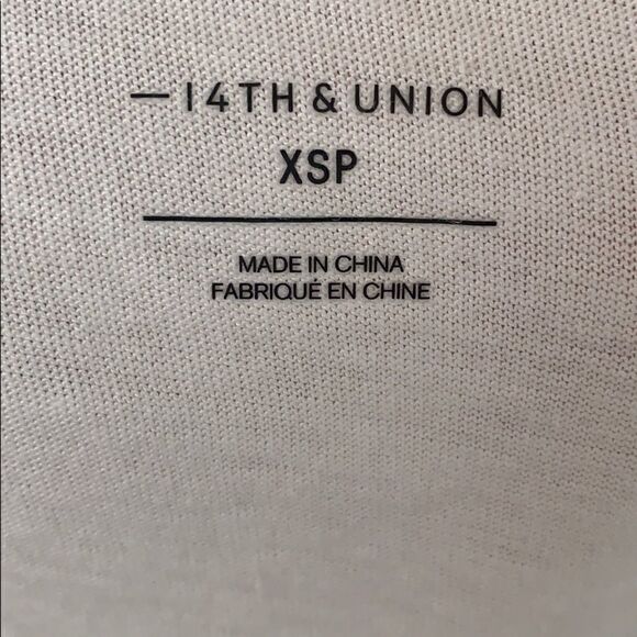 ***** 5 for $25 14TH & Union Eyelet Top - Picture 5 of 5